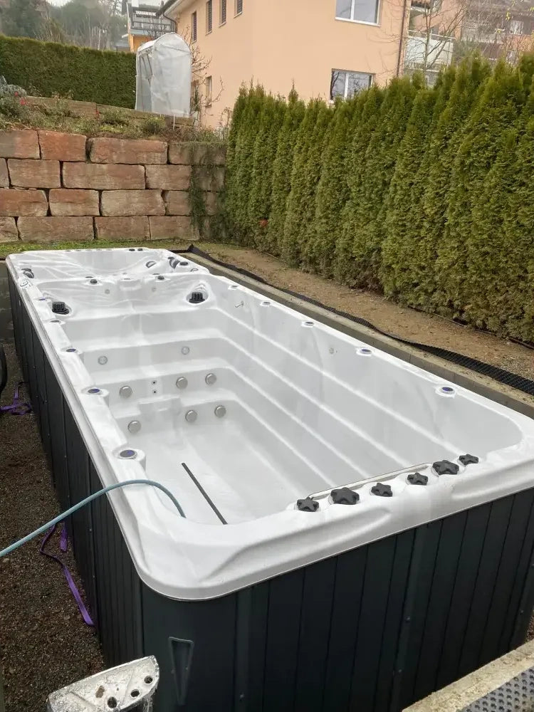 PassionSpa Energy Deep swim spa – Sport Collection, white and black, massage jets